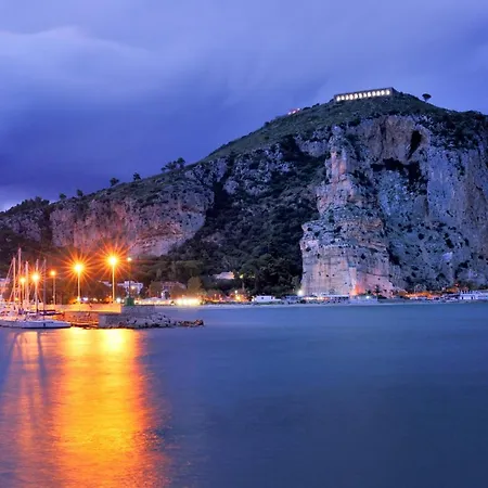Abouterracina - Maestrale * Terracina
